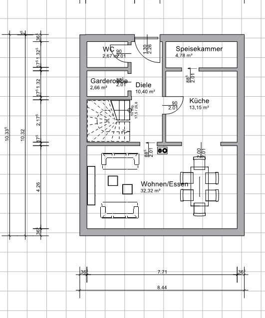 Grundriss eines Hauses: Wohn- und Essbereich, Küche, Speisekammer, Diele, Garderobe und WC.