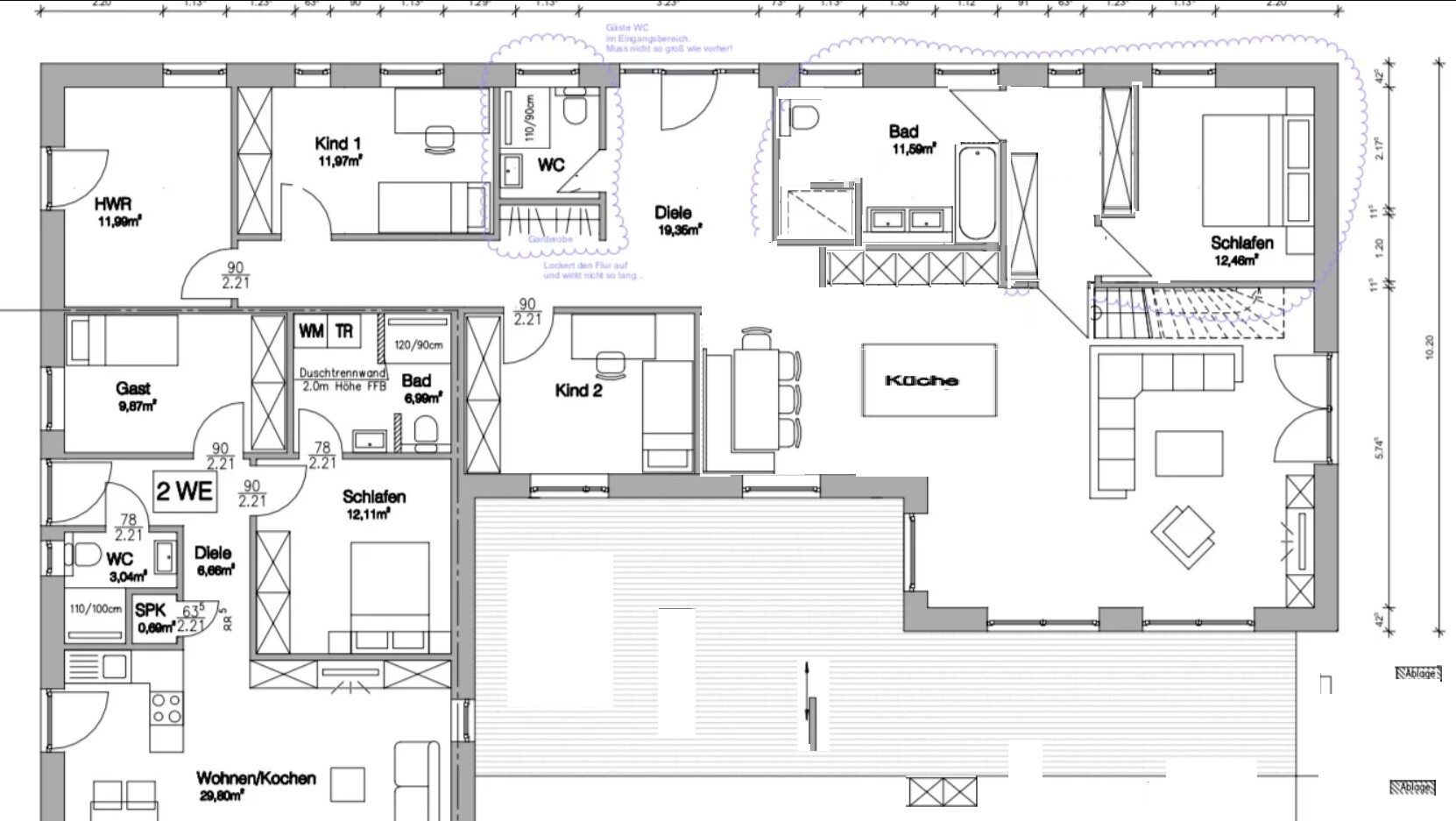Grundriss einer Wohnung mit Küche, Wohnzimmer, Flur, Bad, Schlaf- und Kinderzimmern.