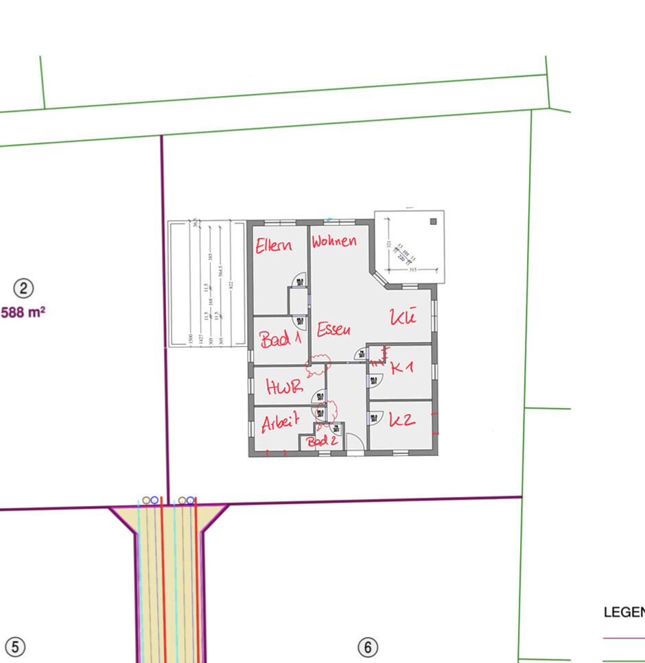Grundriss eines Wohnhauses mit Bereichen wie Wohnen, Essen, Küche und Bad, kompakter Grundriss.