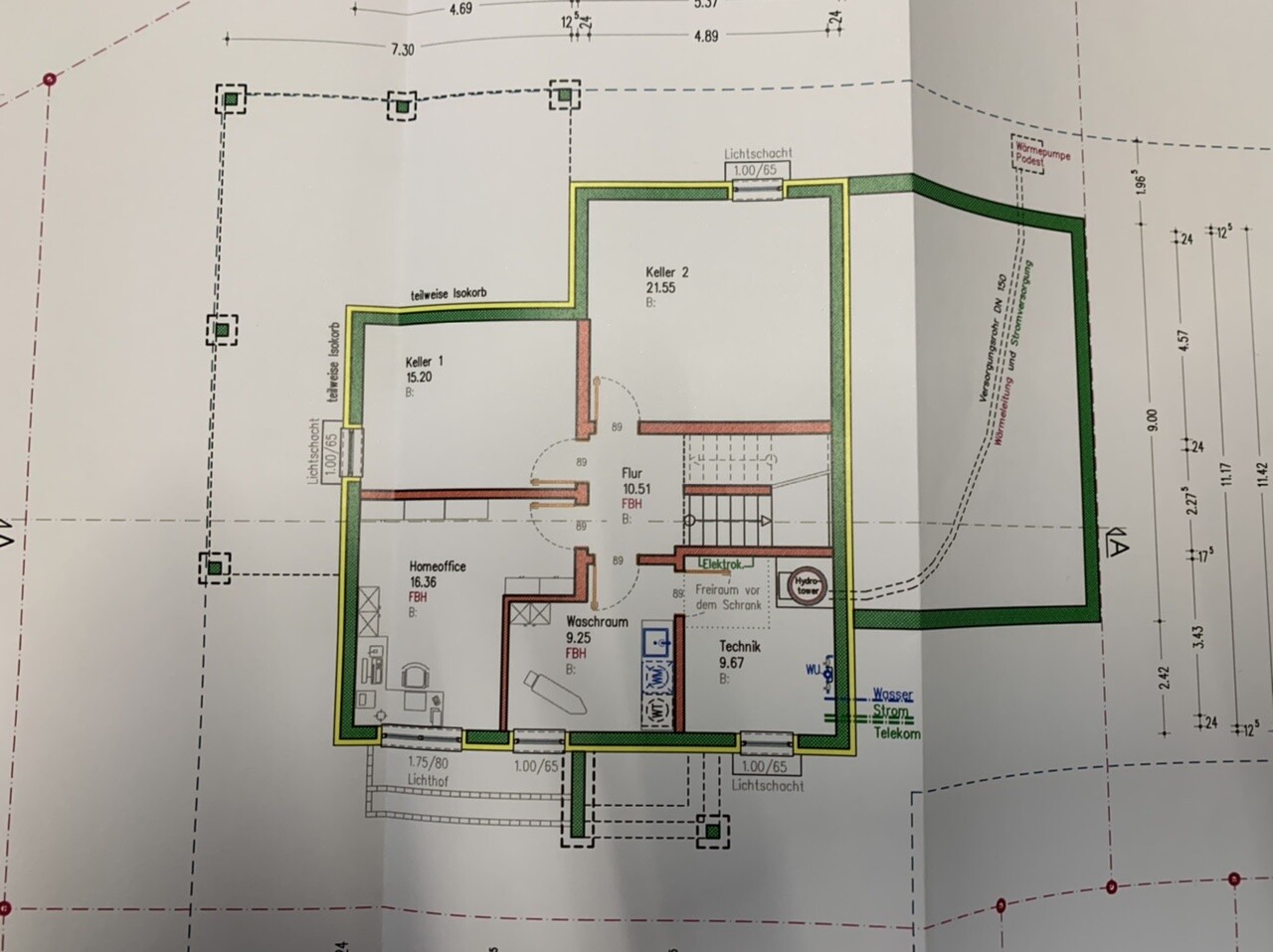 Kellergeschoss-Grundriss mit Keller 1, Keller 2, Flur, Homeoffice, Waschrraum, Technik.