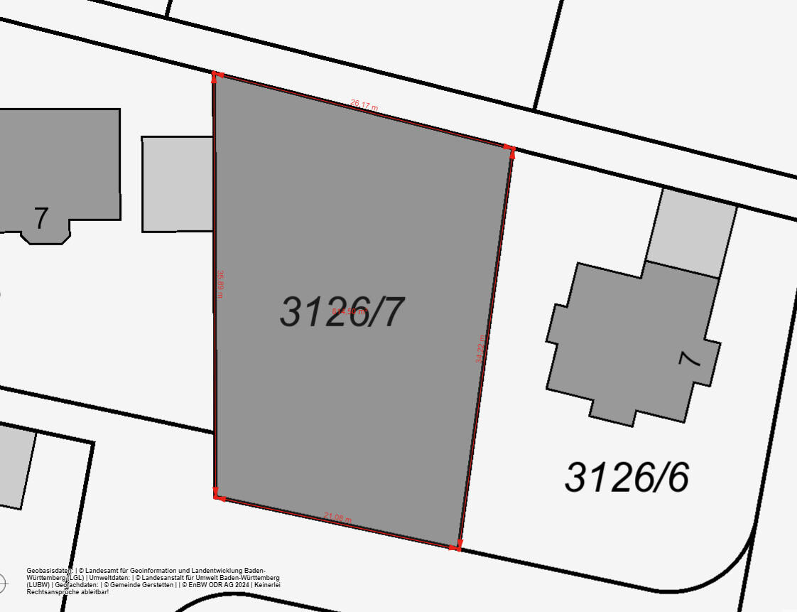 Lageplan: Parzelle 3126/7, unregelmäßiges graues Grundstück neben 3126/6, rote Grenzlinie