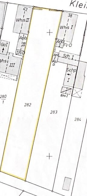 Lageplan von Grundstücksparzellen 282-284 mit Grenzlinien und Bauflächendarstellung
