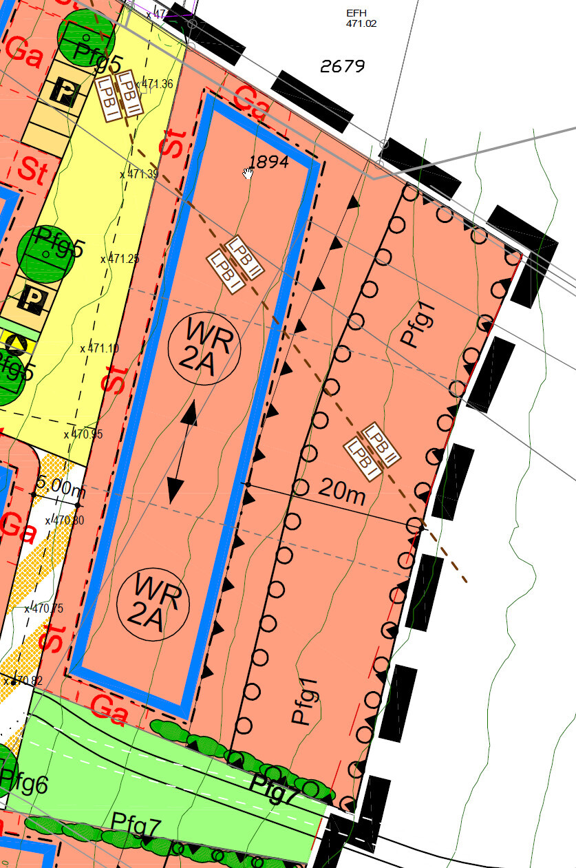 Detailreicher Bau- und Grundstücksplan mit Parzellen, Gebäuden und Infrastrukturlinien.