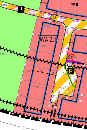Lageplan eines Baugrundstücks mit farbigen Parzellen und Gebäudebereichen