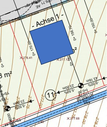 Grundstücksplan mit blauem Baukörper auf Parzelle, Umrisse und Maßangaben