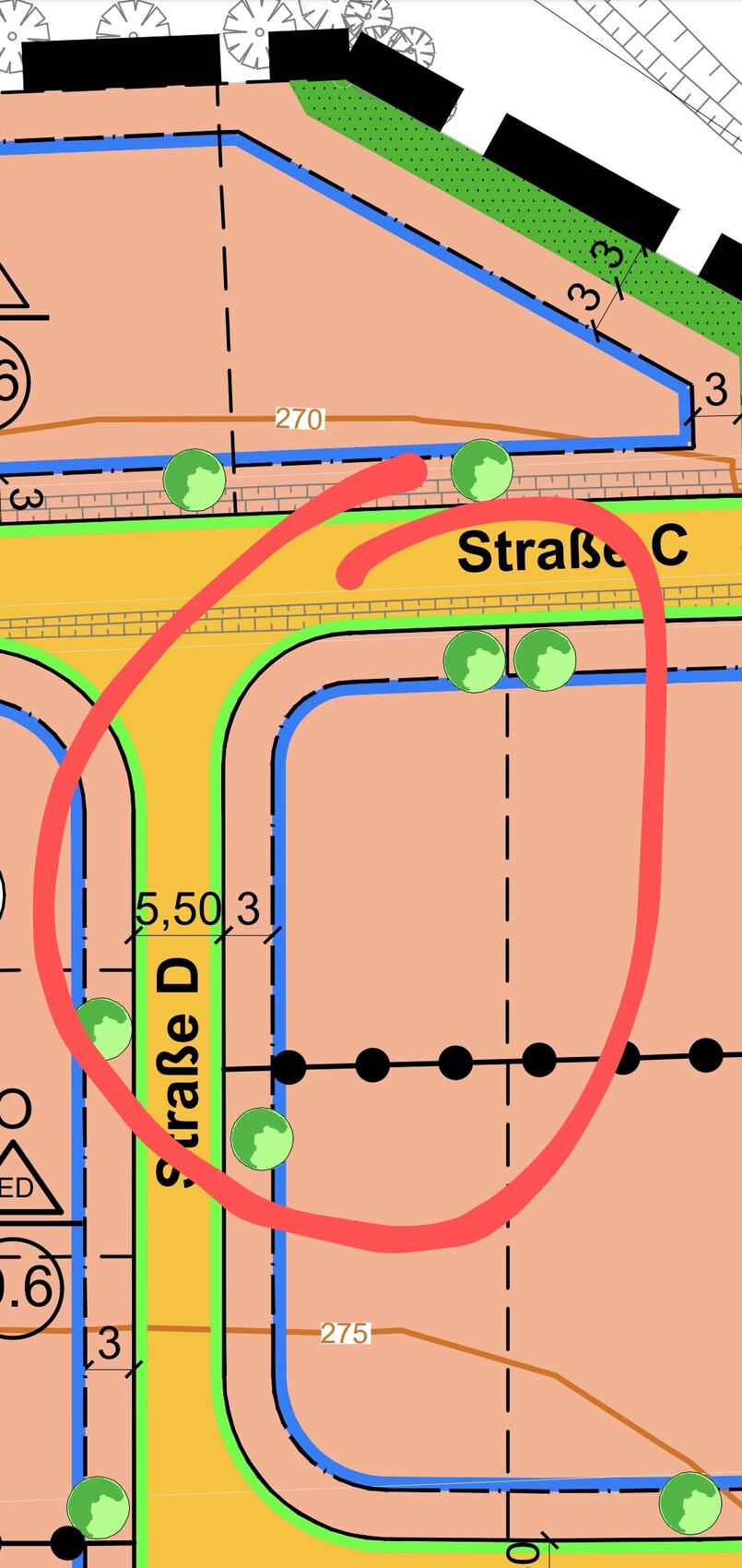 Schematische Straßenbaukarte: gelbe Straße, grüne Bäume, blaue Spuren, roter Kreismarkierung.