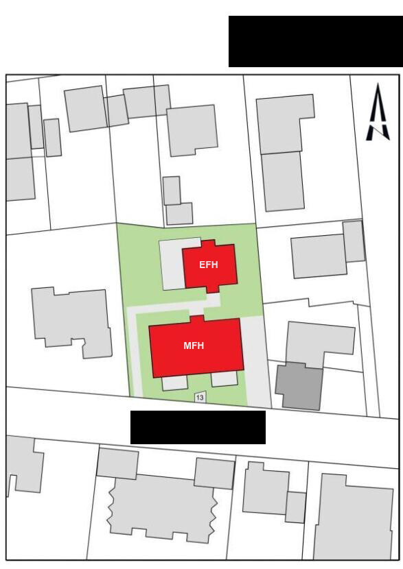 Lageplan eines Grundstücks mit Einfamilienhaus und Mehrfamilienhaus auf grünem Gelände