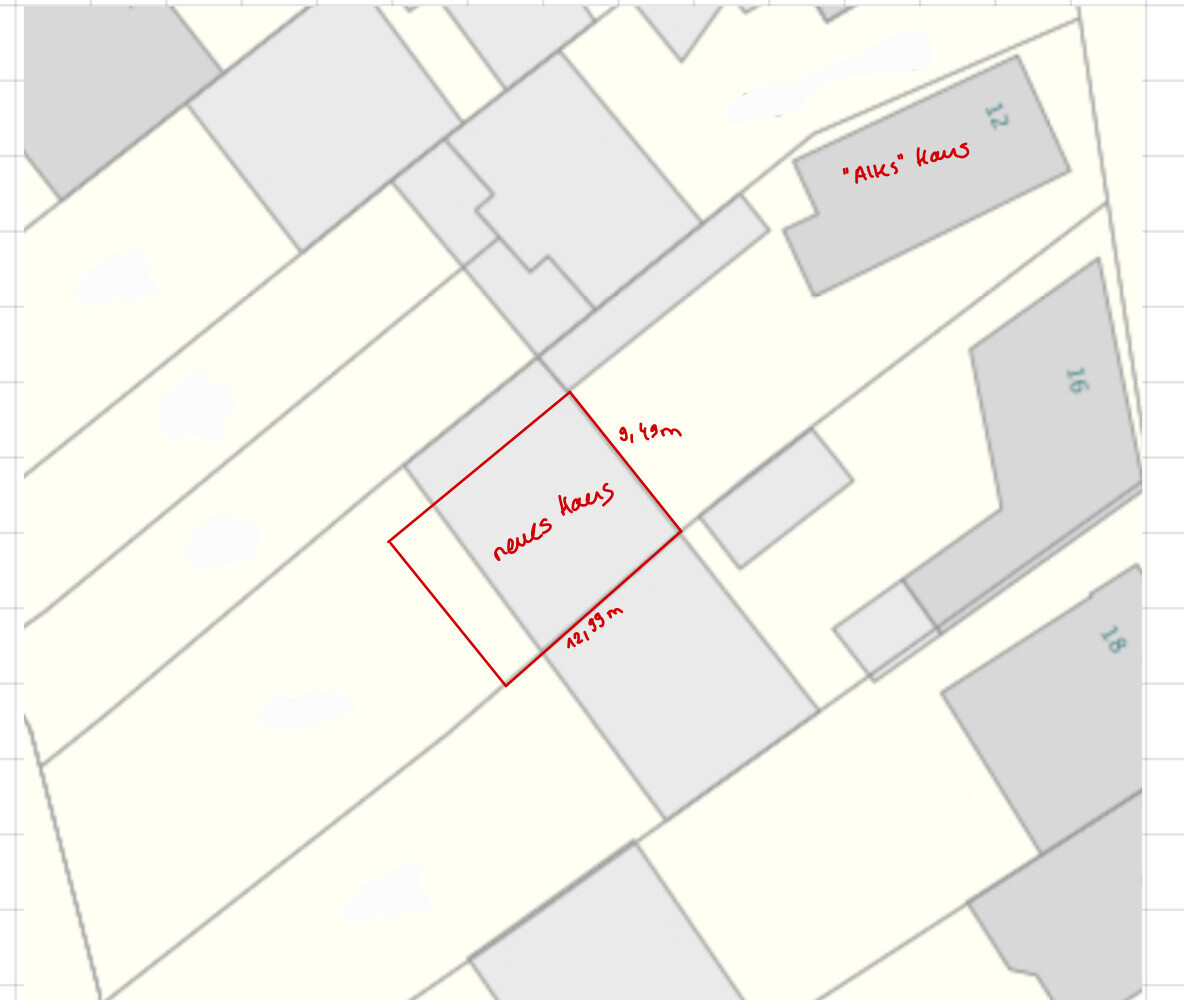 Lageplan: Rot umrandetes Gebäude mit der Aufschrift 'neues Haus'.