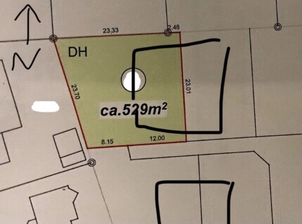 Grundstücksplan mit Umriss, ca. 529 m², rote Umrandung