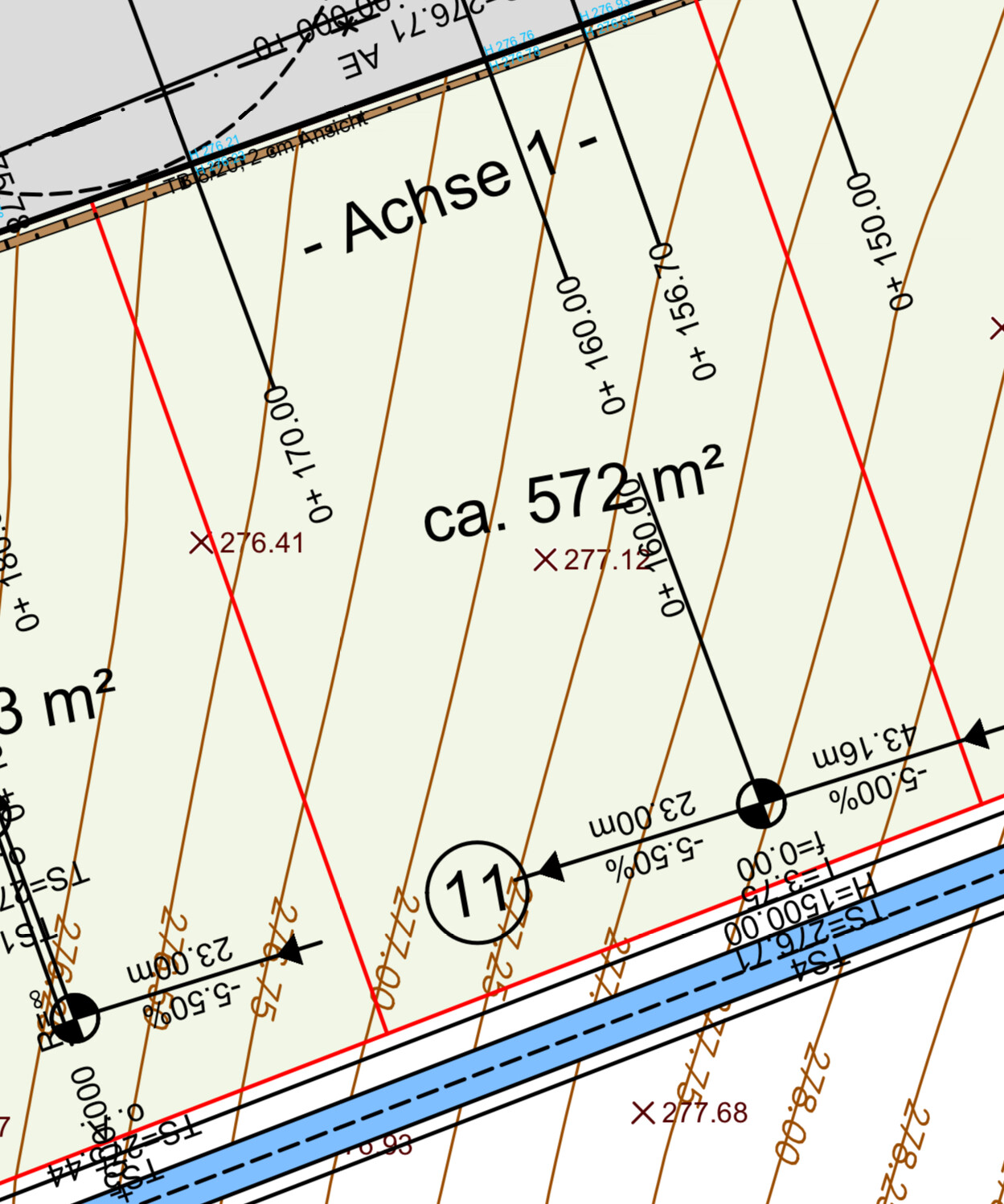 Vermessungsplan: Grundstück ca. 572 m², rote Grenzlinien, braune Höhenschichten, Achse 1.