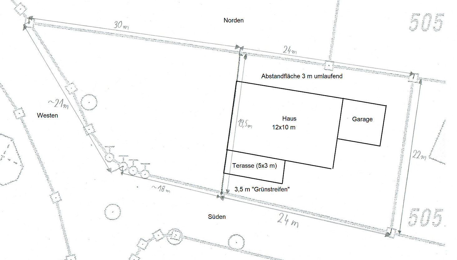 Grundriss eines Grundstücks: Haus (12x10 m) mit Terrasse (5x3 m) und Garage; Norden oben.