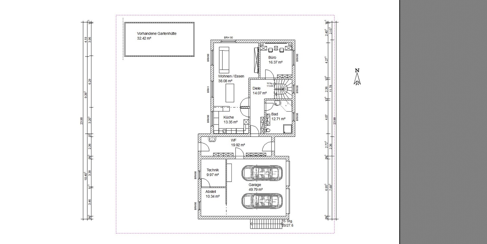 Grundriss eines Einfamilienhauses mit Garten und Garage im Grundstücksplan