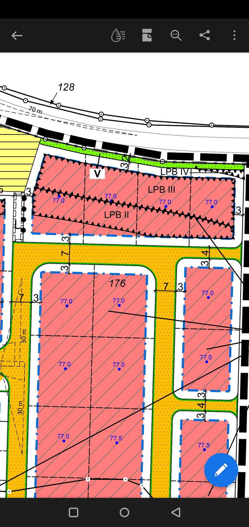 Lageplan mit rot schraffierten Bauzonen LPB II/III, blaue Konturen, gelben Straßen und Grünfläche.