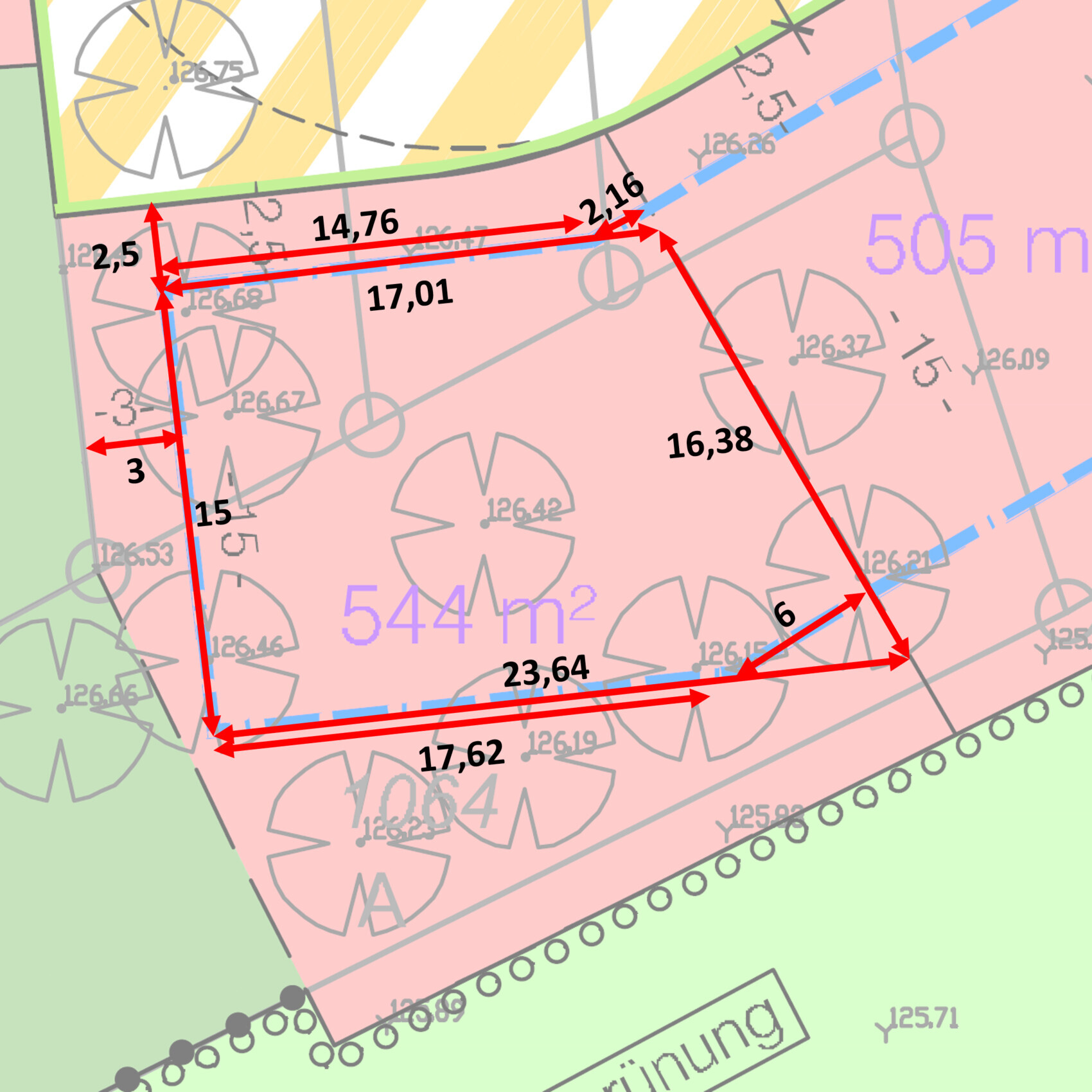Rot umrandetes Grundstück auf einem Lageplan mit 544 m² Fläche und Seitenlängenangaben.