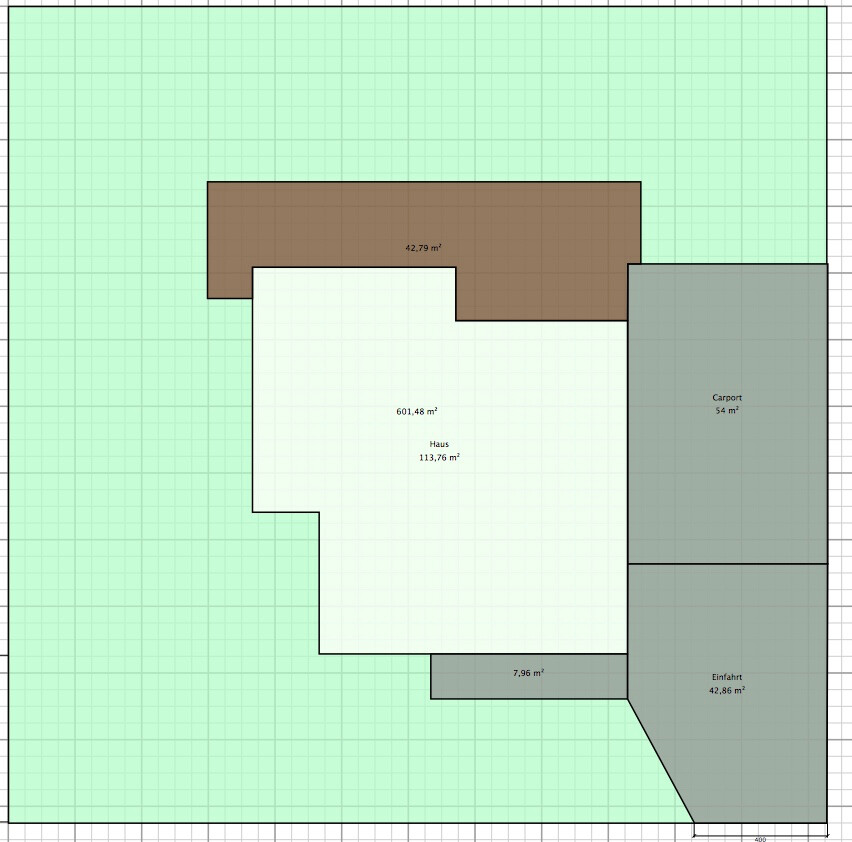 Grundstücks- und Grundrissplan: Haus mit Garten, Carport und Eingangsbereich