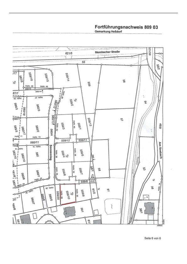 Lageplan eines Grundstücks mit roter Markierung unten im Bild; Fortführungsnachweis 809 03 Heßdorf.