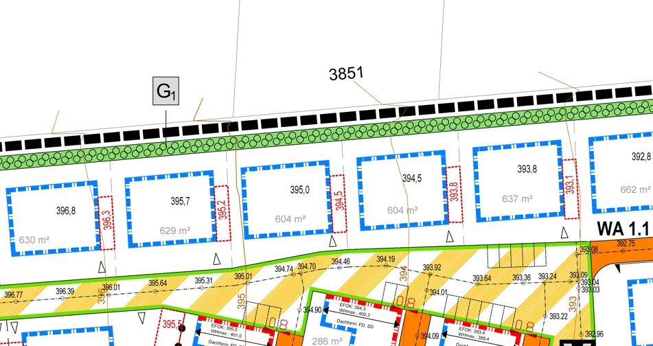 Übersichtlicher Grundstücksplan mit Parzellen, Straßenzug und Grünflächen