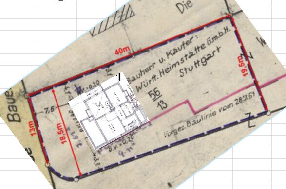 Lageplan eines Grundstücks mit roter Umrandung und kleinem Innenraumbild im Zentrum.