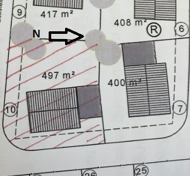 Lageplan eines Baugrundstücks mit Gebäuden und Parzellen