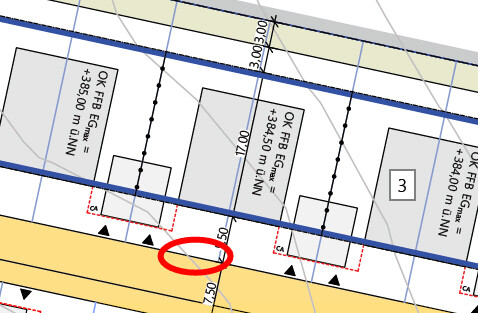 Lageplan eines Baugrundstücks mit Gebäudeflächen, Linienführung und Markierungen