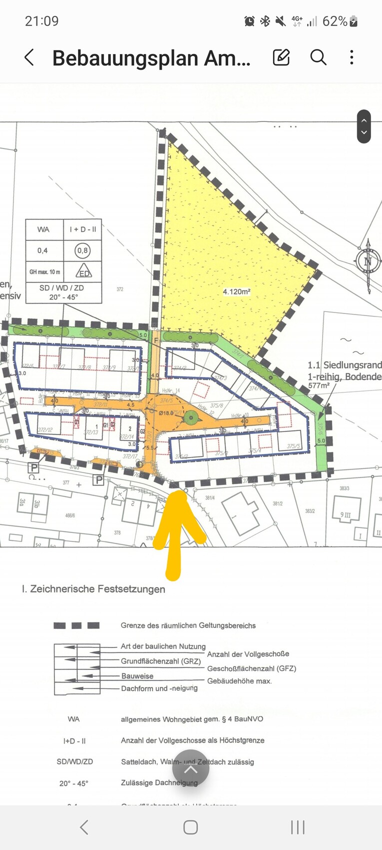 Lageplan eines Baugebiets mit Grundstücken, Straßen und gelb markiertem Bereich