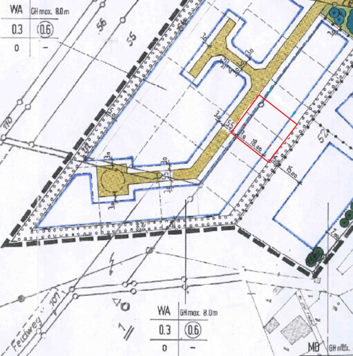 Baustellen-Grundriss: gelber Wegverlauf innerhalb blauer Begrenzung, rotes Rechteck markiert.