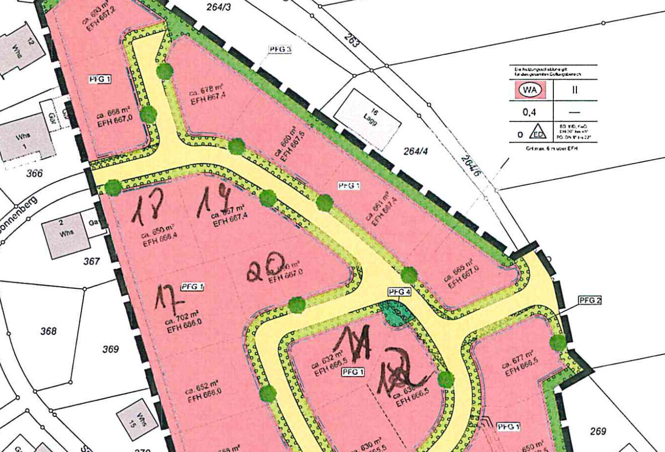 Lageplan eines Baugebiets mit pinken Parzellen, gelbem Straßenverlauf und Grünflächen mit Bäumen.