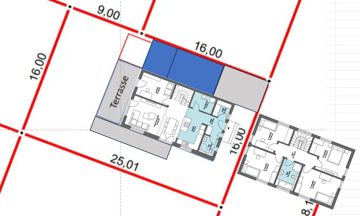 Grundriss eines Gebäudekomplexes mit Terrasse, Innenräumen und Parzellenmarkierung.