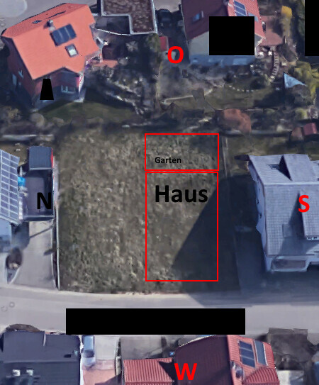 Luftaufnahme eines Grundstücks mit rotem Rechteck um Haus und Garten; Nachbarn sichtbar; N O S W.