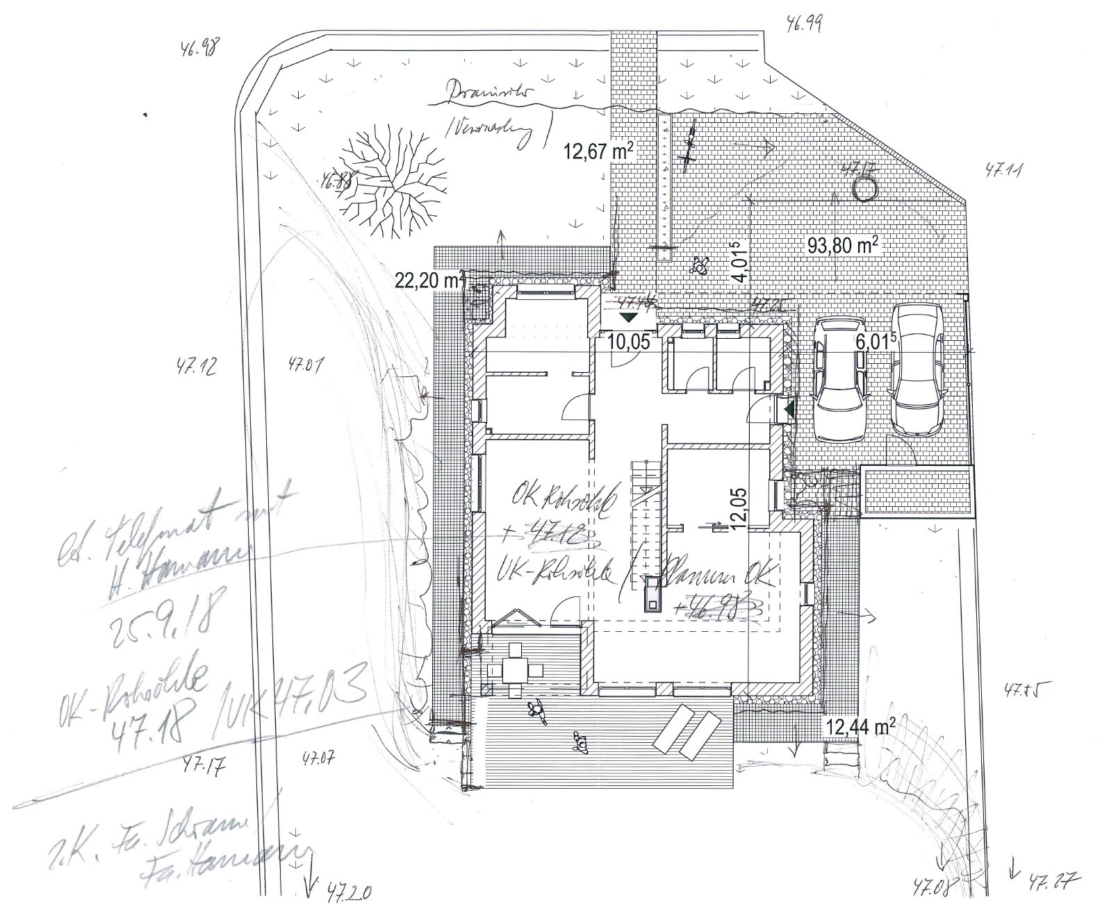 Handgezeichneter Grundrissplan eines Hauses mit Garten und Zufahrt