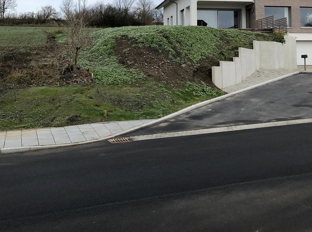 hanggrundstueck-mehrkosten-kalkulierbar-360181-1.jpeg