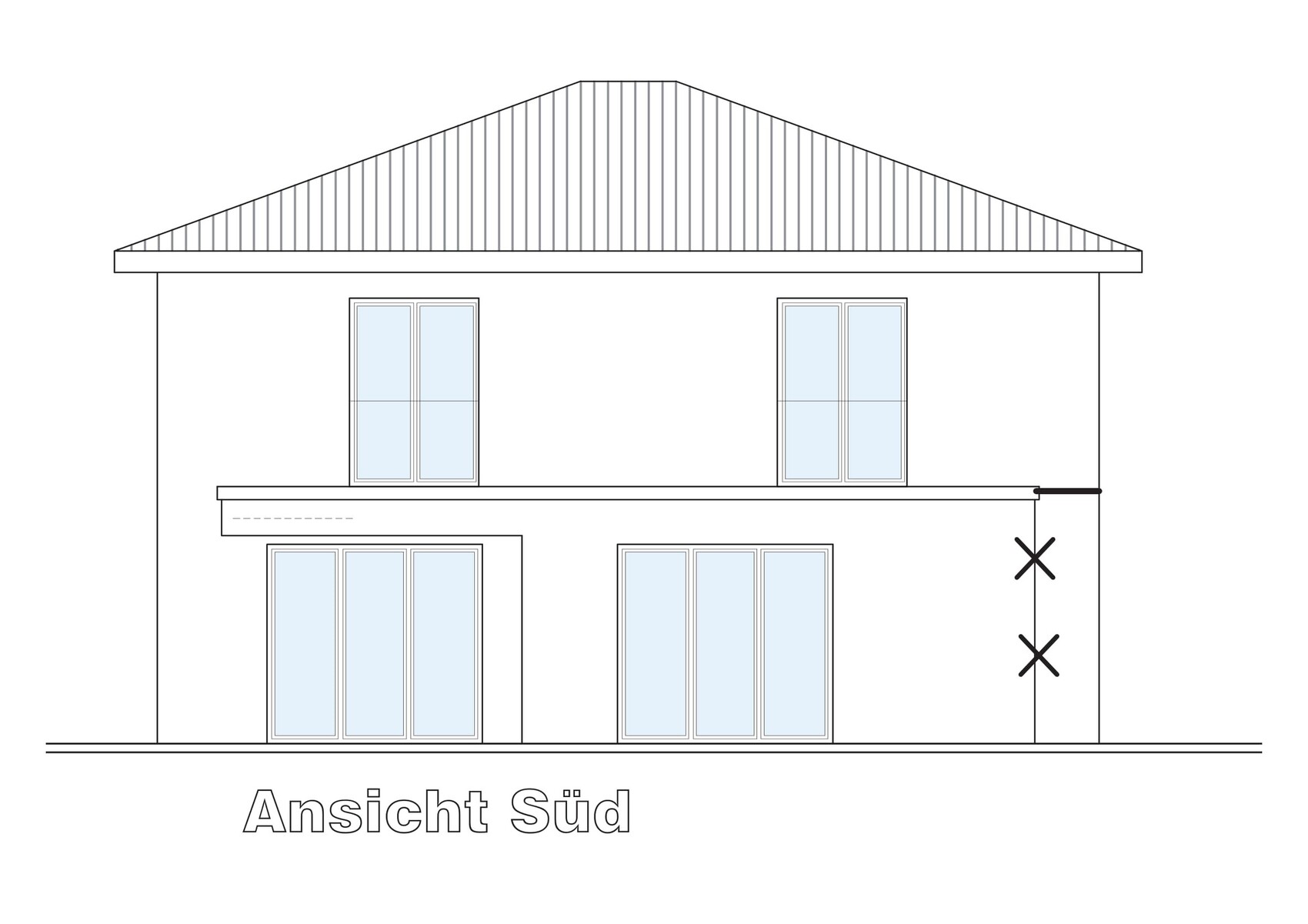 Zweistöckiges Wohnhaus von Süden mit Satteldach und großen Glasfenstern.