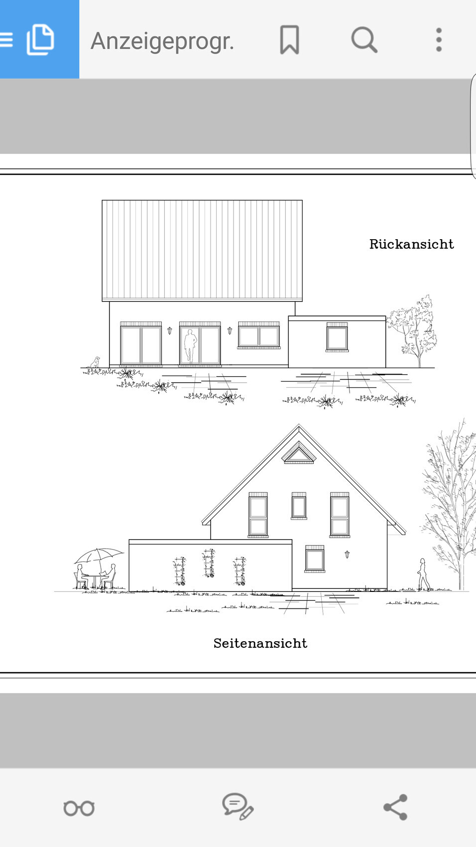 Rück- und Seitenansicht eines Hauses mit Garten, Bäumen und Terrasse.