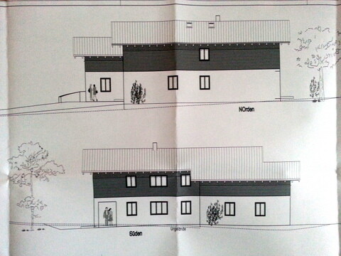 Architektenzeichnung zweigeschossiges Haus Vorder- und Rückansicht