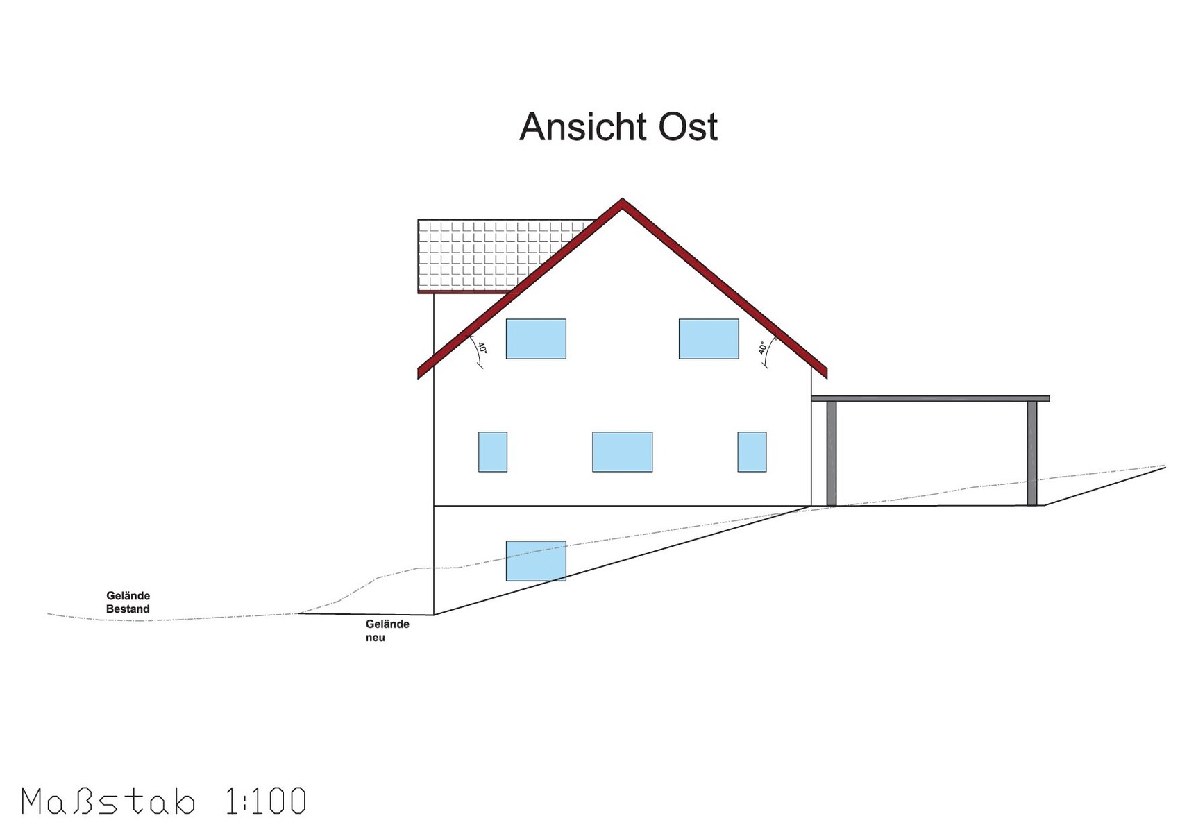 Ostansicht eines Hauses mit rotem Satteldach, blauen Fenstern und Carport am Hang.