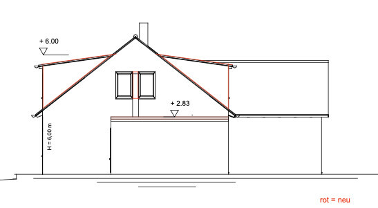 Seitliche Ansicht eines Hauses als technische Zeichnung; rote Linien markieren neue Bauteile.