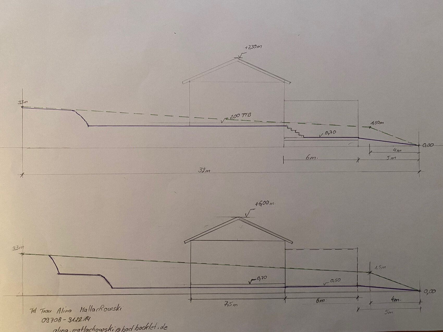 Architekturzeichnung eines Hauses mit Giebeldach; zwei Ansichten mit Maßangaben.