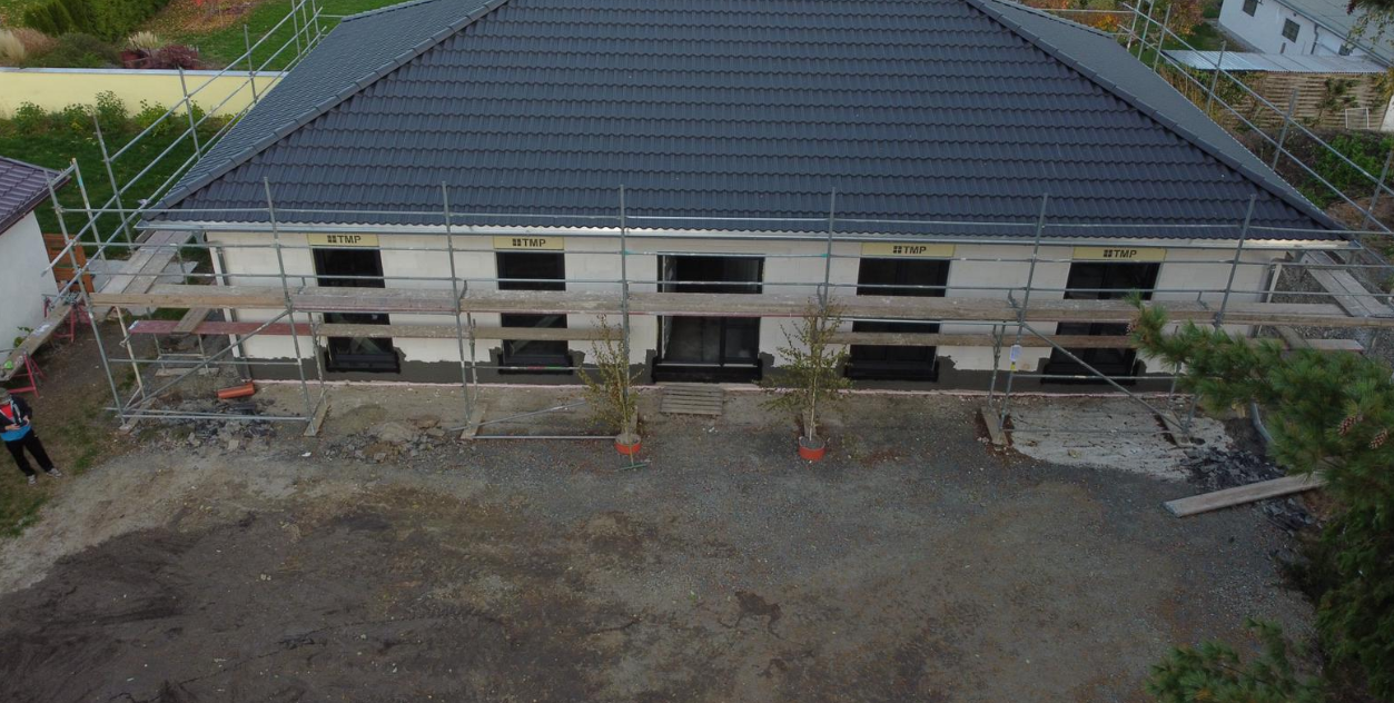 hausbau-in-2ter-reihe-mit-altbestand-445730-2.png