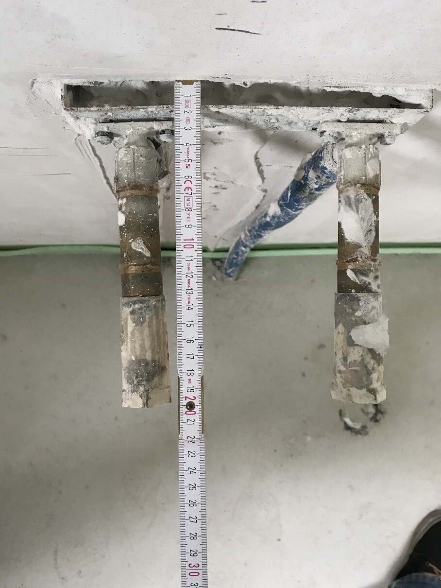 haustechnik-rohrinstallation-messband.JPG