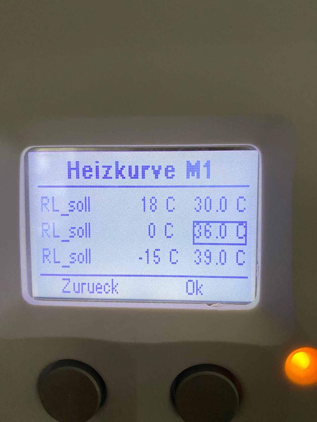 Heizkurve M1: drei RL_soll-Werte (18/0/-15 °C) und Ziele (30/56/39 °C).