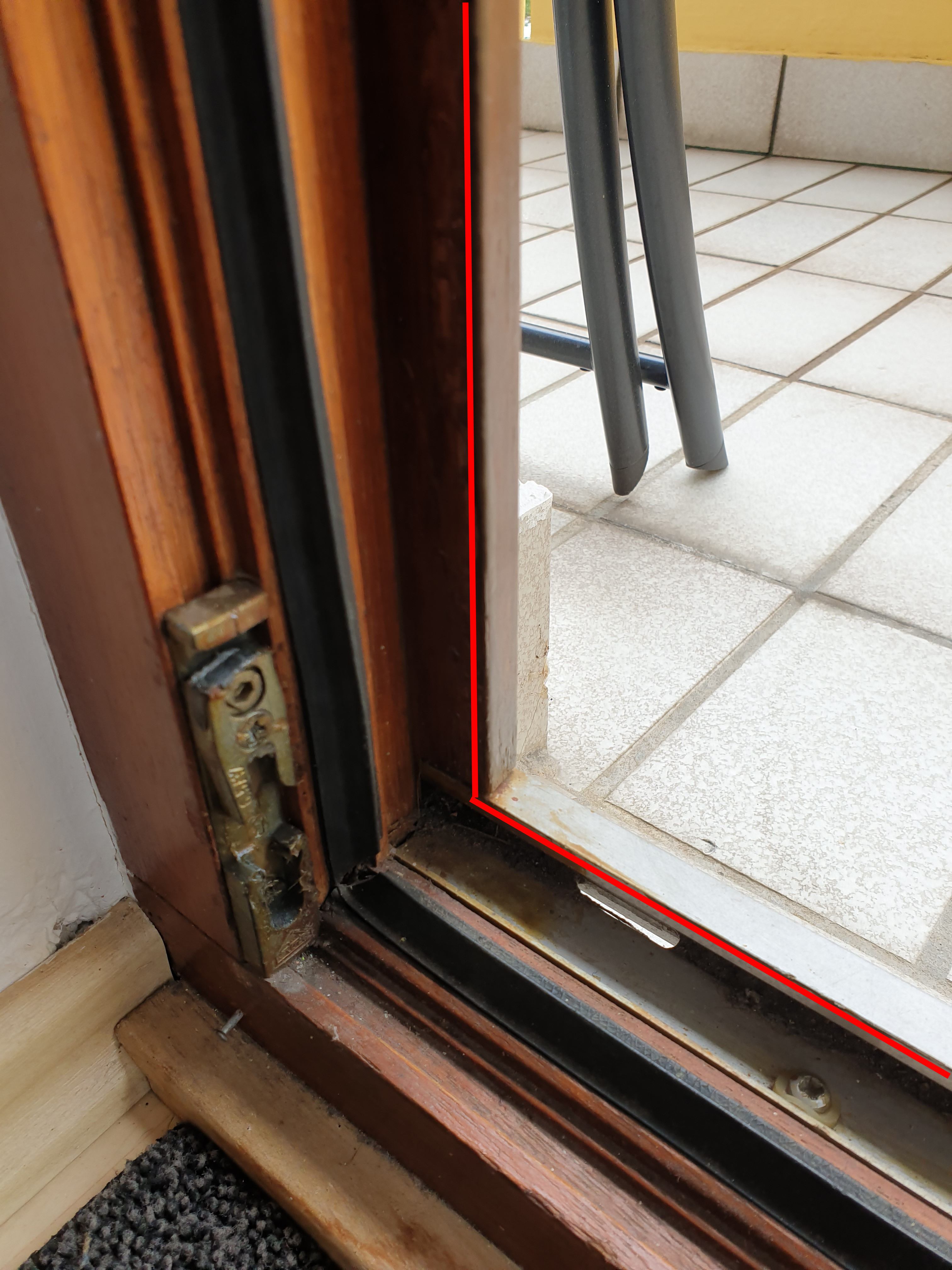 holzfenster-dichtungen-tesamoll-oder-acryl-439695-3.jpg
