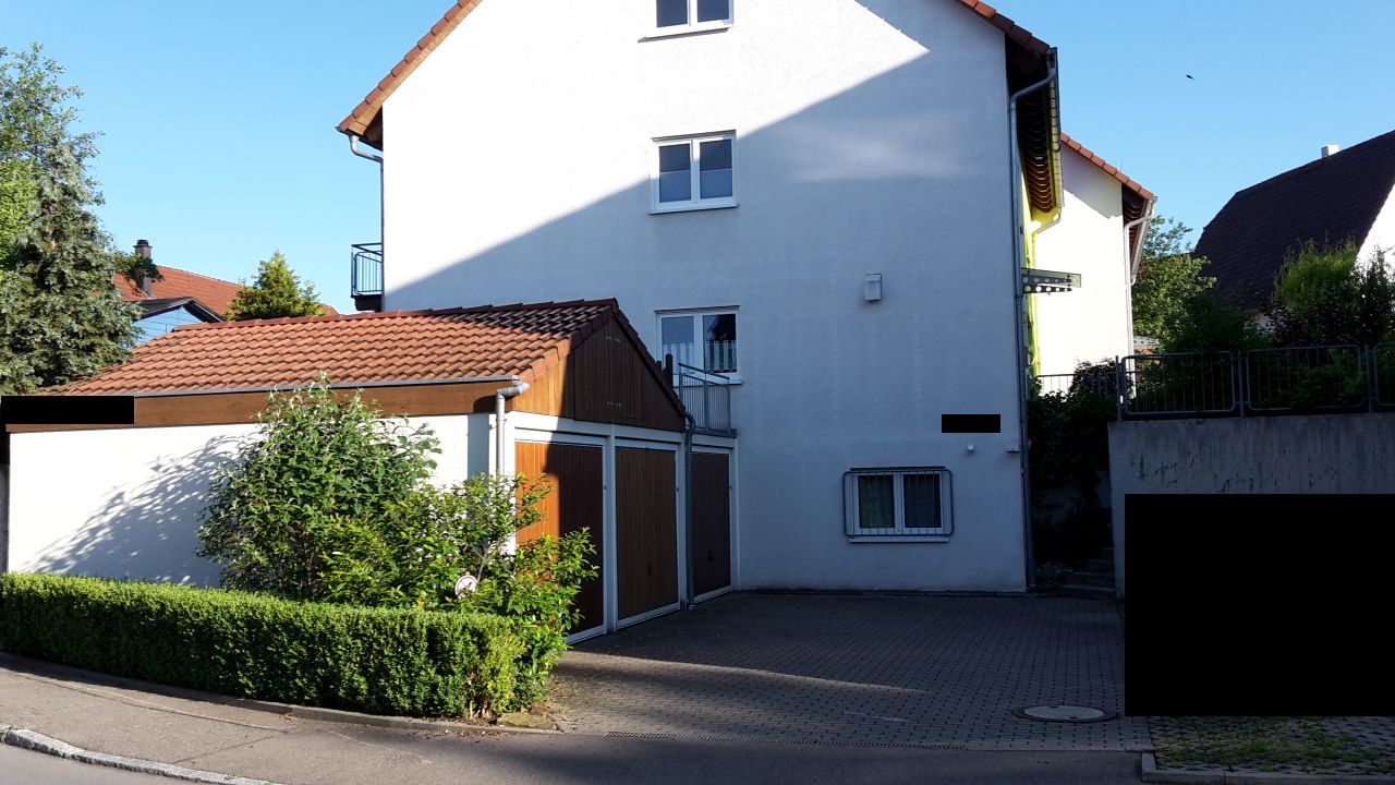 holzstaender-fertighaus-faerbung-der-aussenseite-der-suedwand-138913-1.jpg