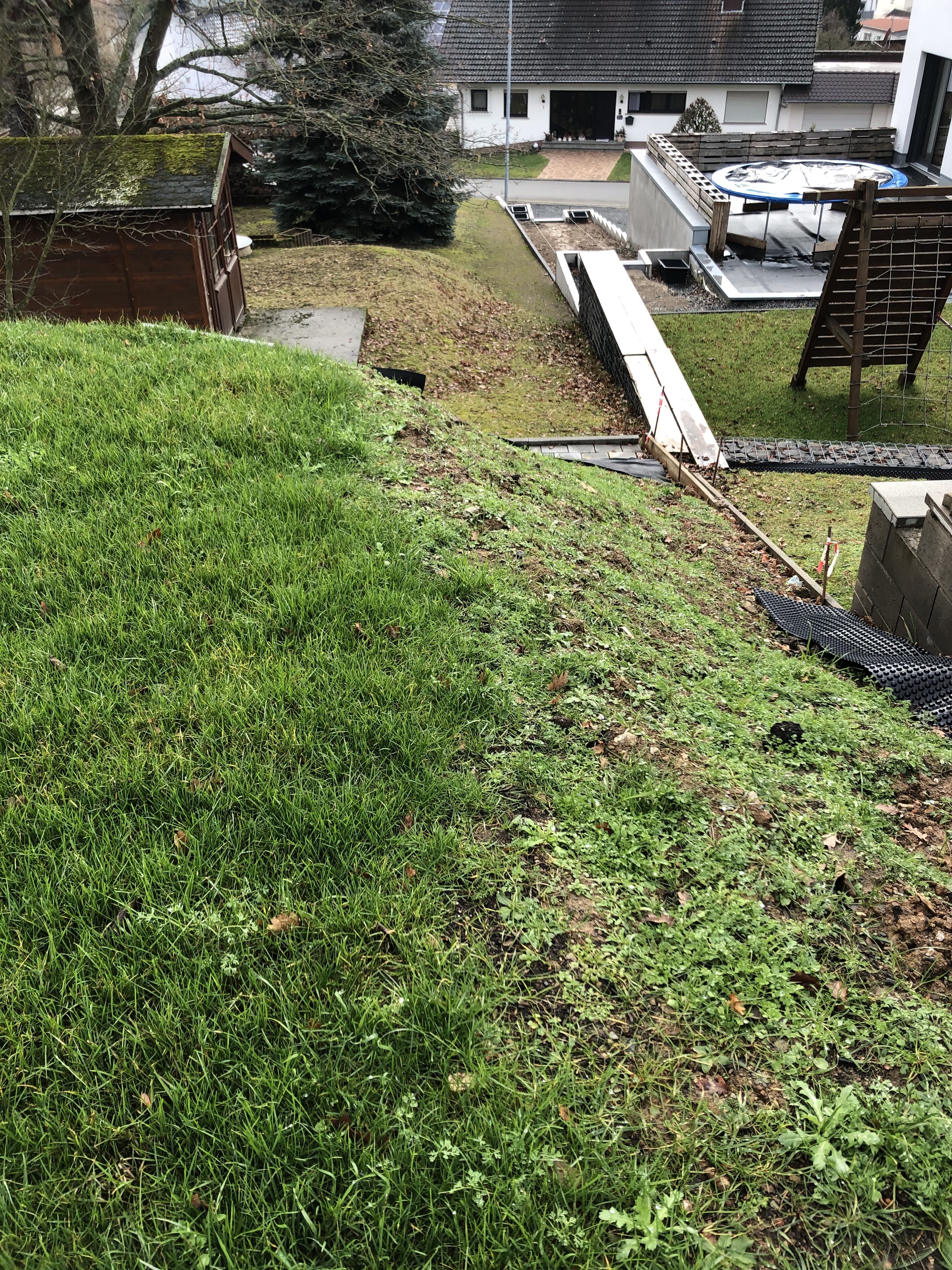 ideen-fuer-anlage-des-hangs-gartenhaus-466362-6.jpeg