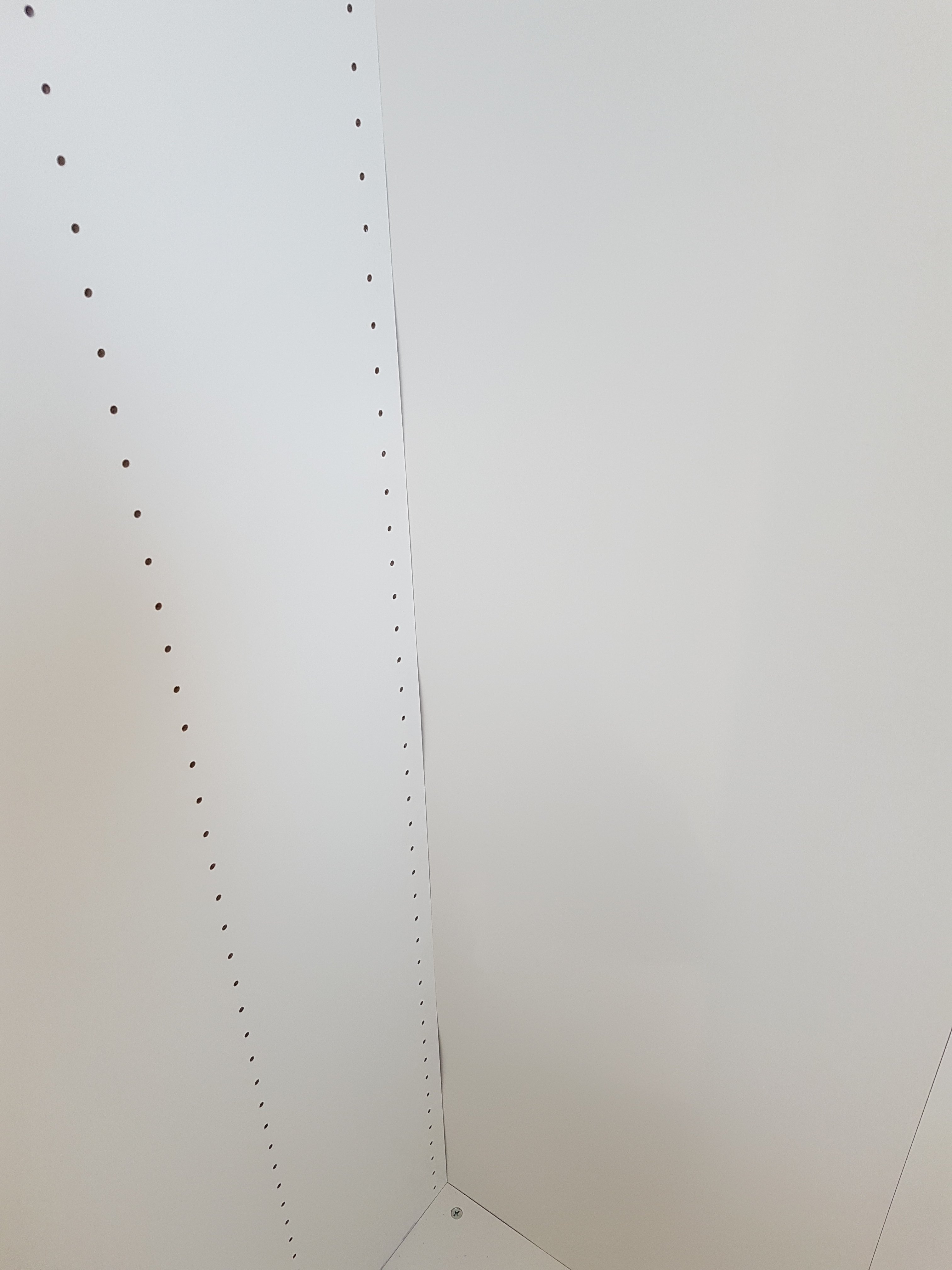 ikea-pax-kleiderschrank-aufbauhilfe-230370-1.jpg