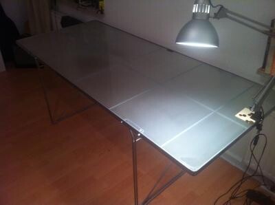 ikea-schreibtisch-silber-mit-glasplatte-wie-heisst-er-195741-1.jpg