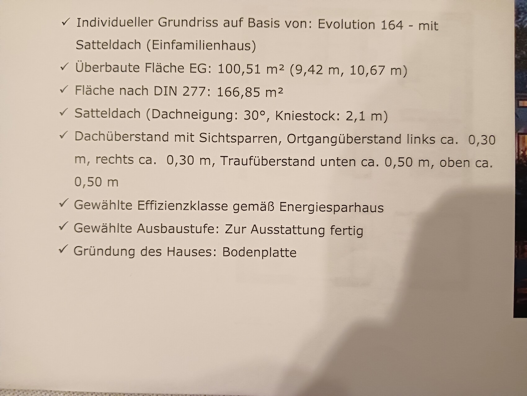 Hausbau-Checkliste: Evolution 164 Grundriss, Satteldach, Flächenangaben, Dachüberstände, Bodenplatte