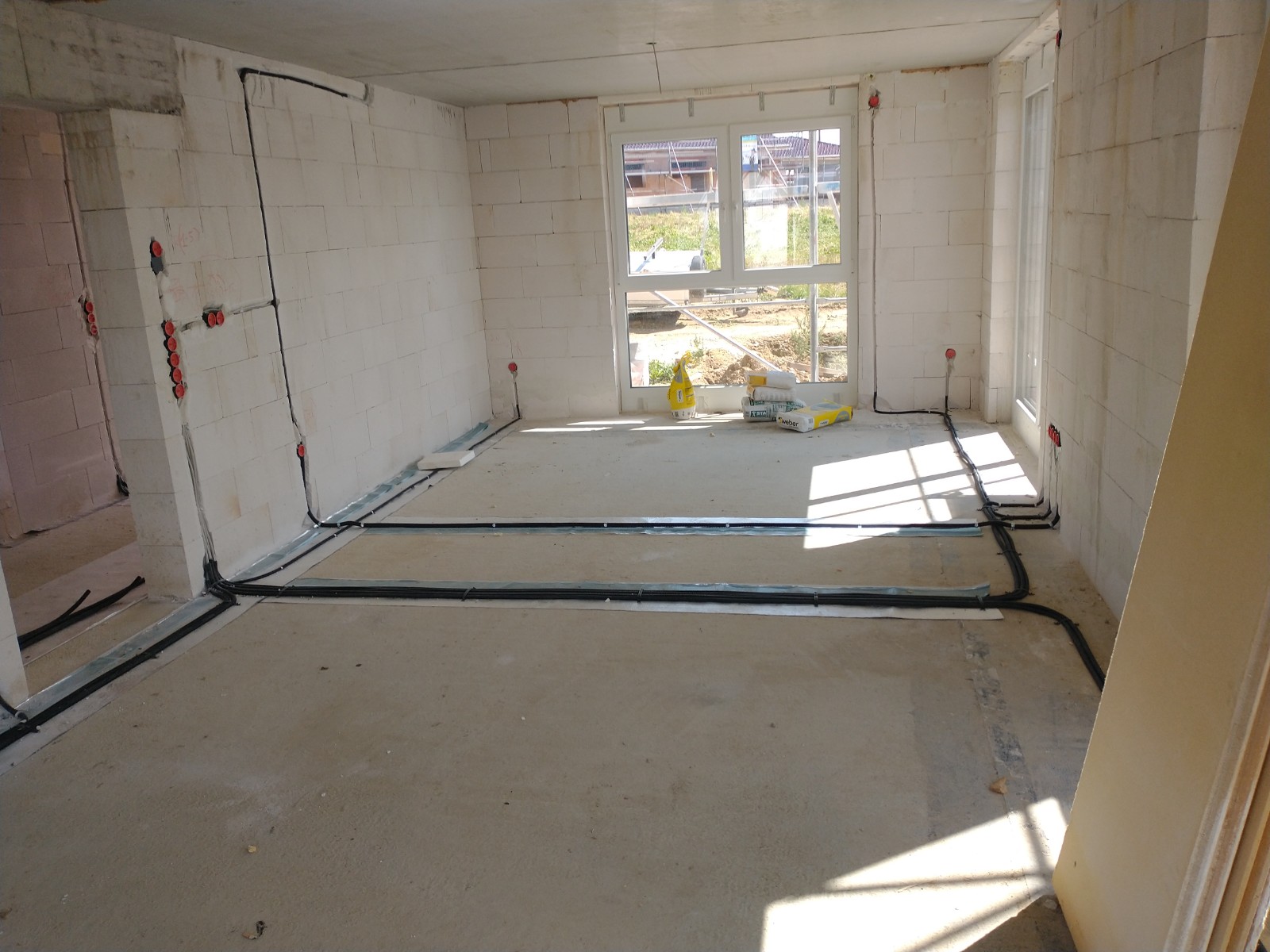 innenausbau-elektrik-installationen-unterkonstruktion.jpg