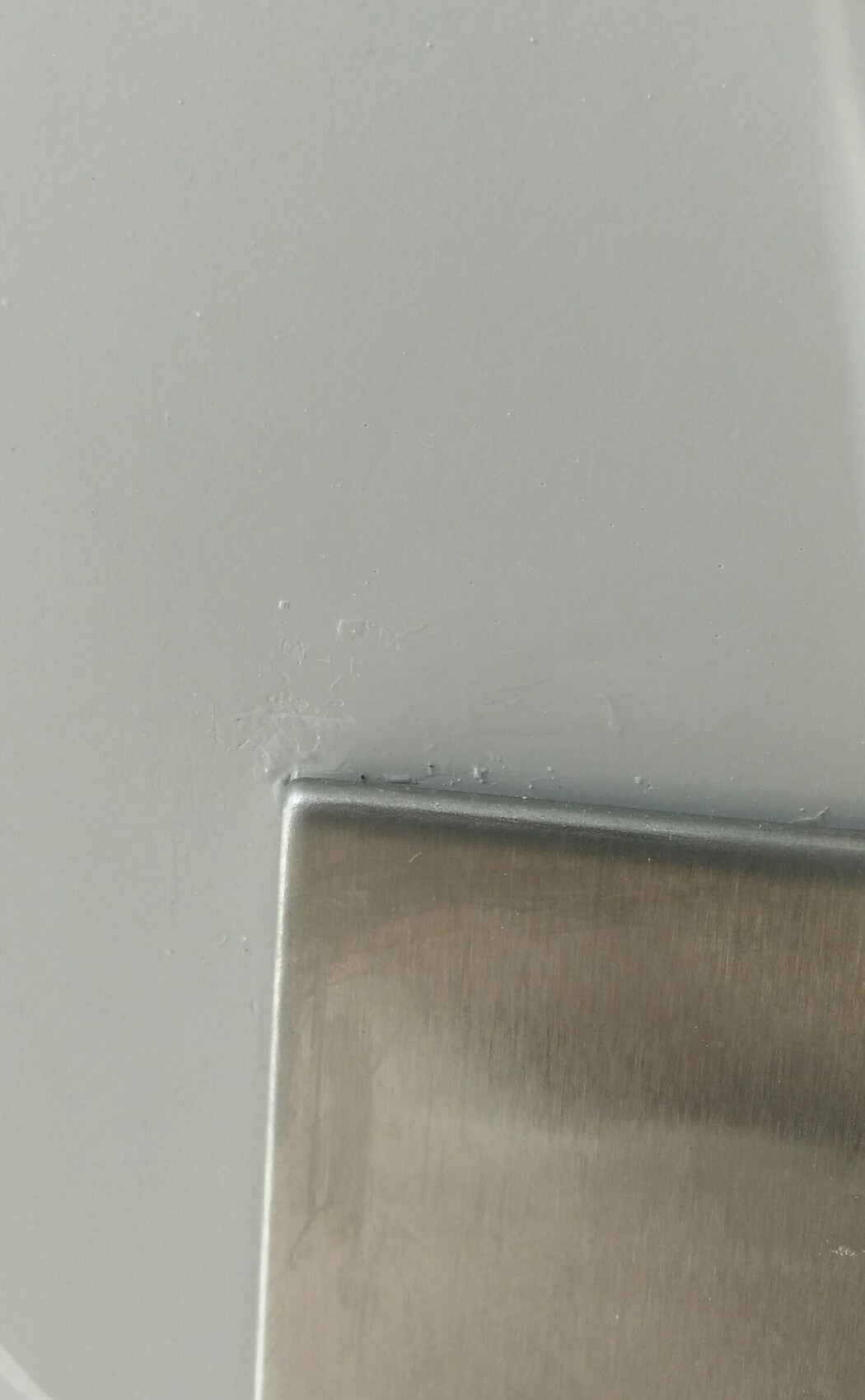 innenausbau-umbau-wandverkleidung-stahlplatte-ecke.jpg