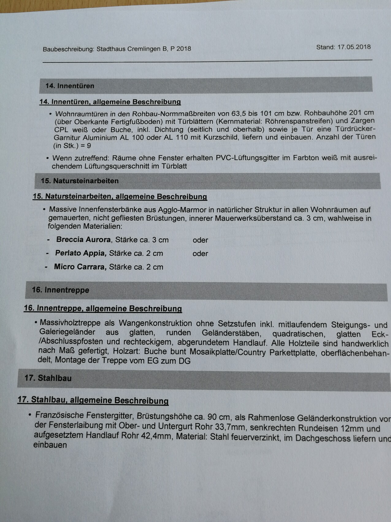 Baubeschreibung-Seite mit Abschnitten zu Innentüren, Natursteinarbeiten, Innentreppen und Stahlbau.