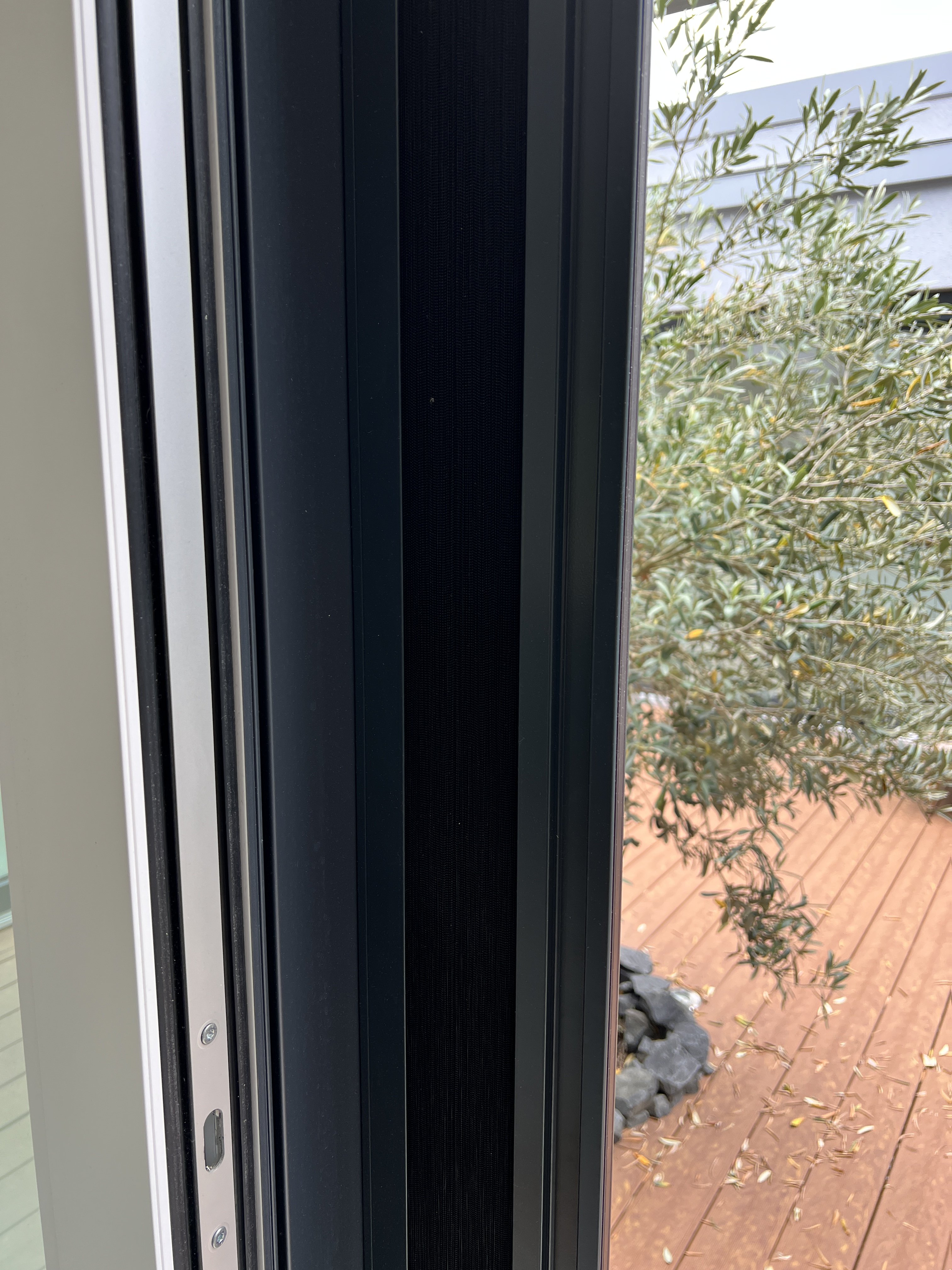 insektenschutz-bei-schiebetuer-realisieren-579831-2.jpeg